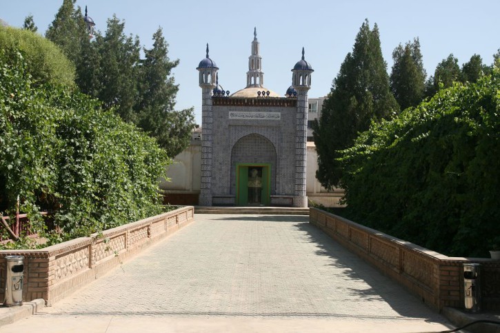 Yusuf Has Hajip Mazar