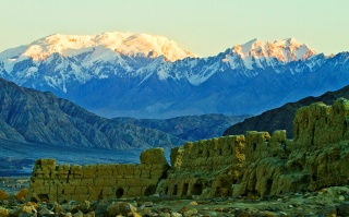 Taxkorgan.jpg Taxkorgan.jpg