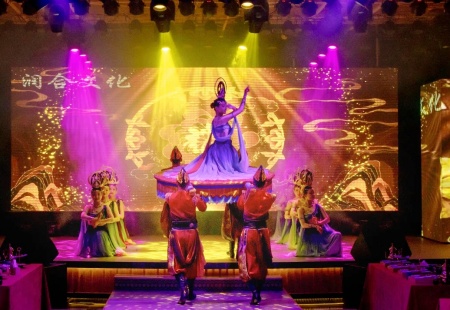 阿凡提乐园 胡旋舞.jpg 阿凡提乐园 胡旋舞.jpg