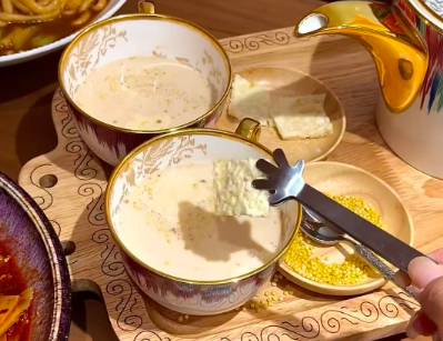 Xinjiangtravel-milk-1.png Xinjiangtravel-milk-1.png