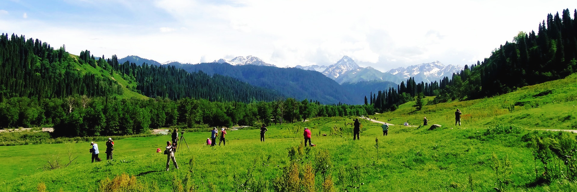 Xinjiang Horseback Riding Tours