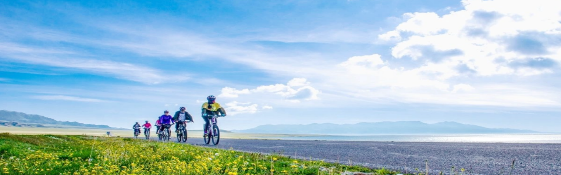 Xinjiang Biking Tours