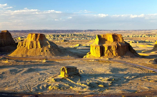 xinjiang-desert.jpg xinjiang-desert.jpg